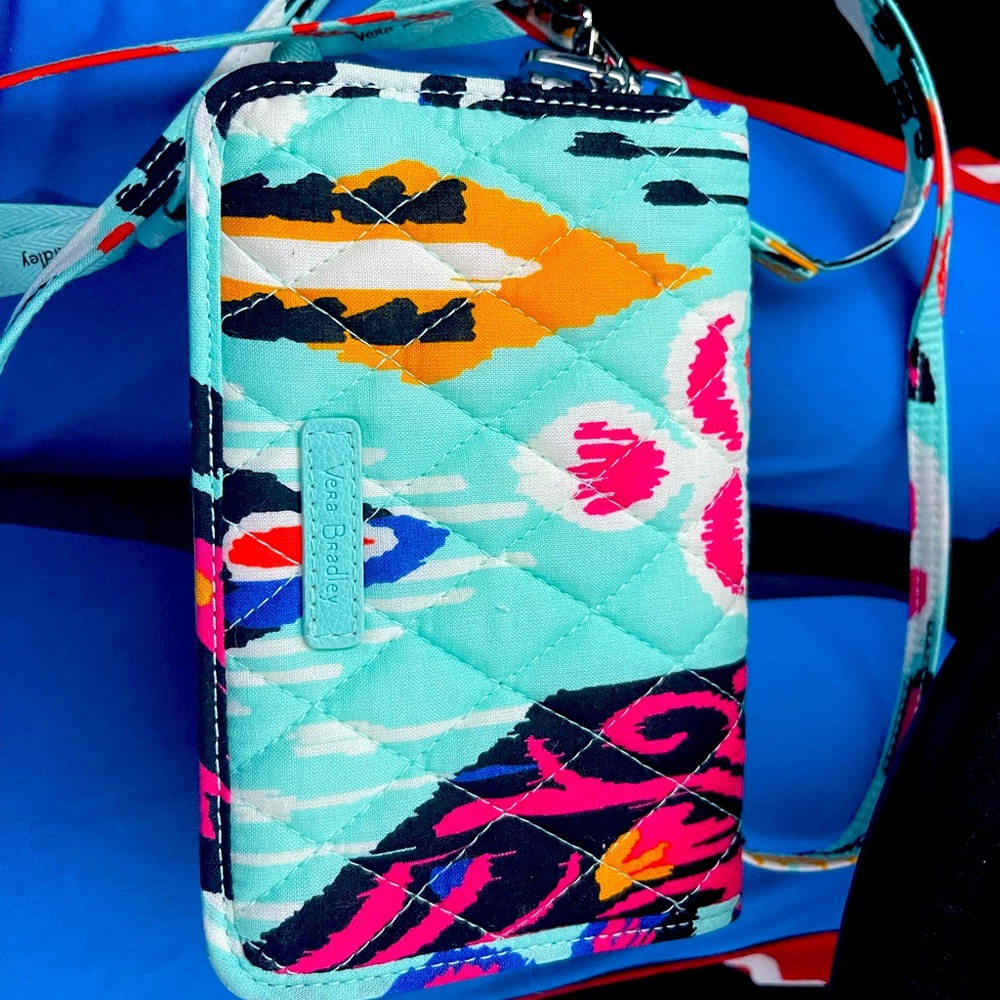 VERA BRADLEY OVVER SHOULDER CLUTCH/ wallet purse BRAND NEW